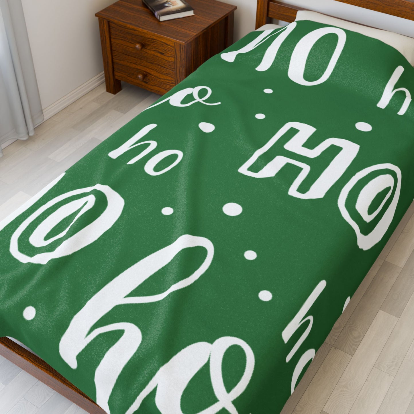 "Ho Ho Ho Throw" Plush Blanket - Cozy Green and White HO HO HO Print
