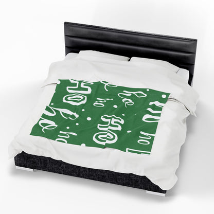 "Ho Ho Ho Throw" Plush Blanket - Cozy Green and White HO HO HO Print
